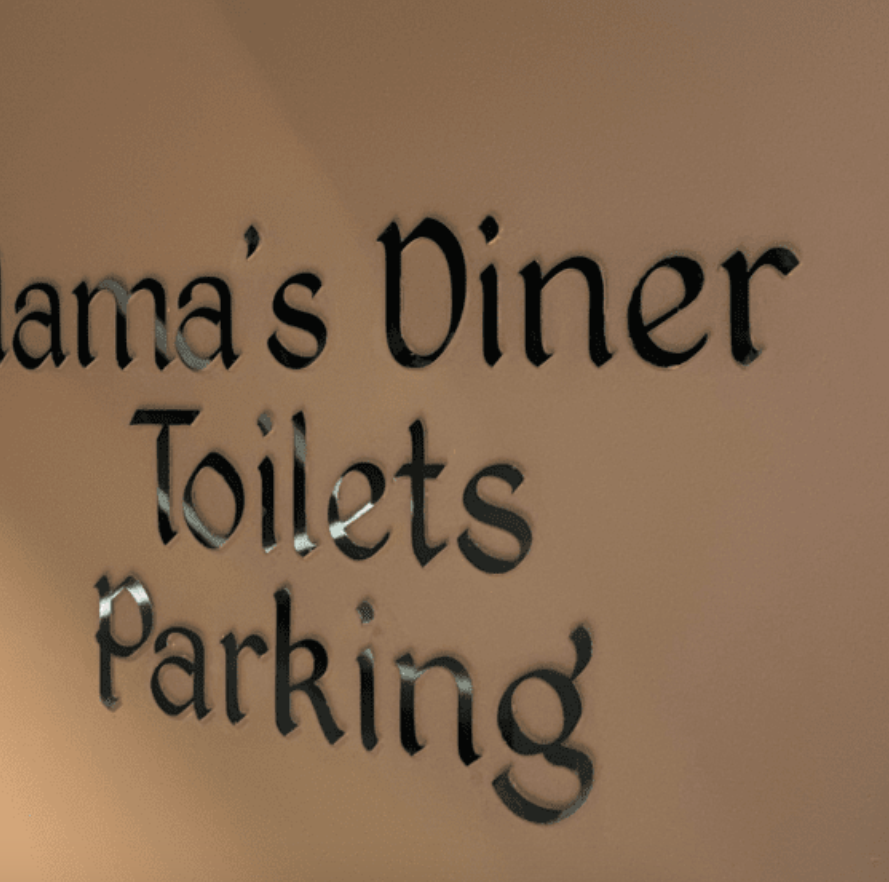 Signalétique Mama Shelter réalisée par Atelier Gambetta